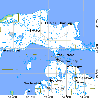 Mackinac County close-up map