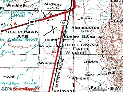 Boles Acres topographic map