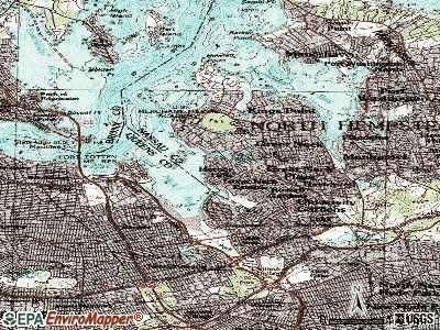 Saddle Rock topographic map