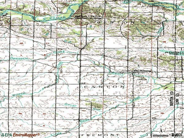 Zip code 52332 topographic map